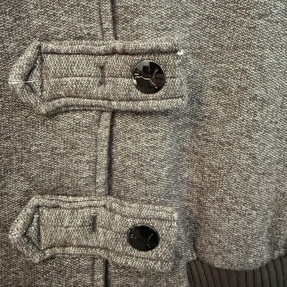 Puma Heather Gray Zip Up & Snap Sweater Size Large w/Black Wide Collar Accent - Picture 7 of 11
